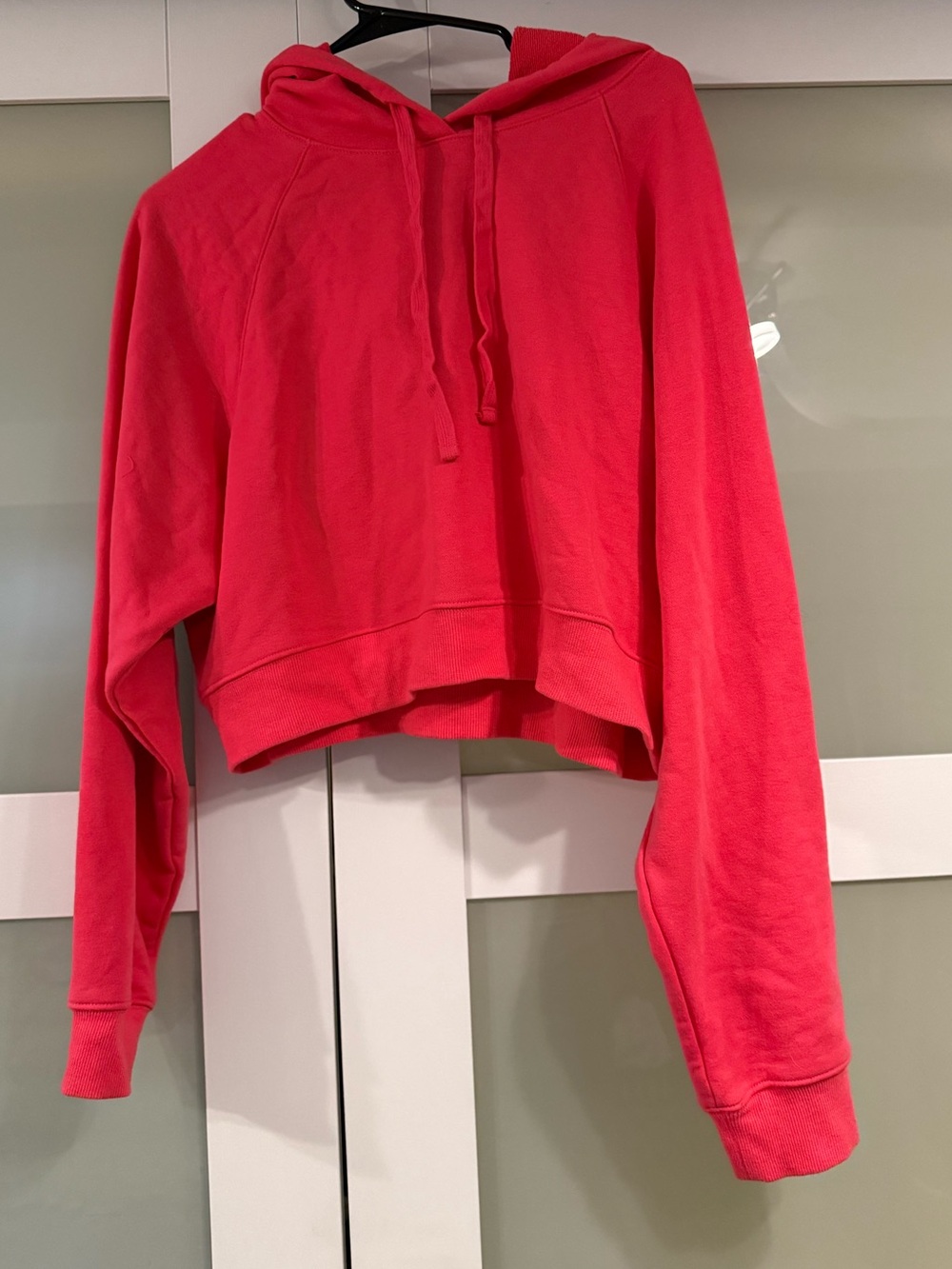 AS Revival Altar’d State Women’s Cropped Hooded Sweatshirt - Bright Pink